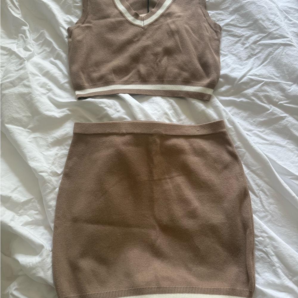 superdown Tan Knit Skirt Set